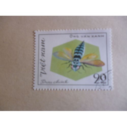 Timbre "Vietnam :Insecte Rayé Bleu Et Noir".
