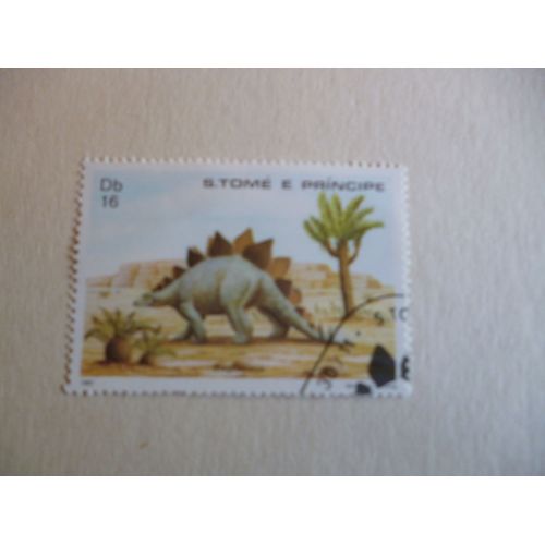 Timbre "Tome Et Principe 1982 :Stegosaurus".