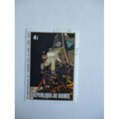 Timbre "Guinée:10ème Anniversaire De L'homme Sur La Lune :1969-1979."