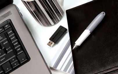 Cle USB 2.0 Verbatim PinStripe USB Drive 64Go Noir_image_3|Rakuten