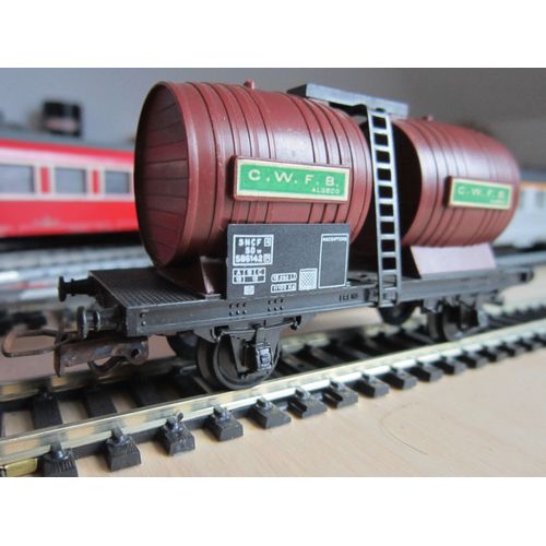 Wagon Foudres  643-Jouef