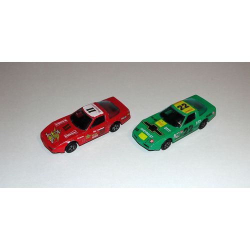 Chevrolet Corvette 2 Voitures Echel 1.43  Burago-Bburago