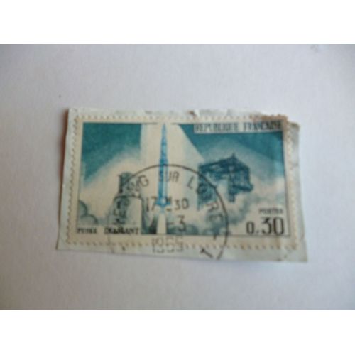 Timbre "France 1965 :Fusée Diamant".