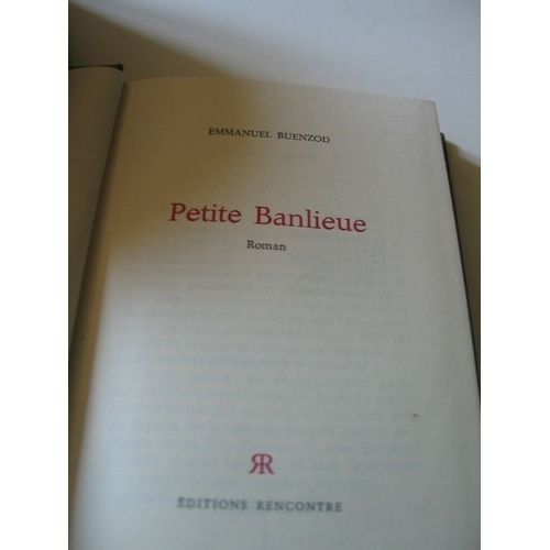 Petite Banlieue   de Buenzod Emmanuel