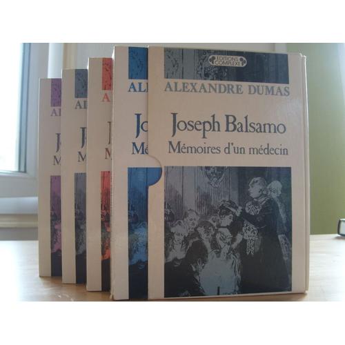 Joseph Balsamo Coffret 4 Volumes   de Alexandre Dumas  Format Beau livre 