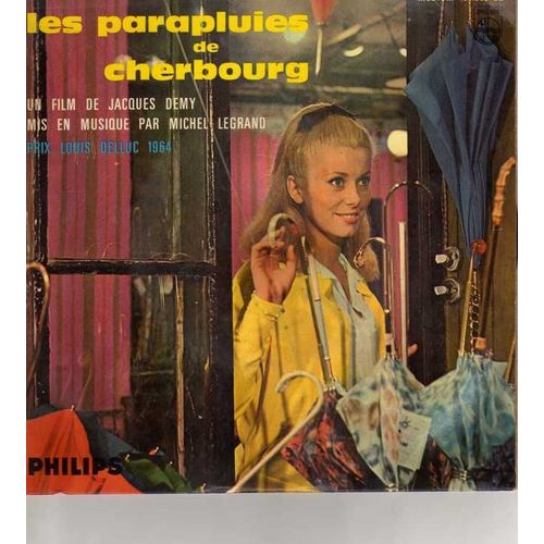 Les Parapluies de Cherbourg Sur le Quai Dans le Magasin de