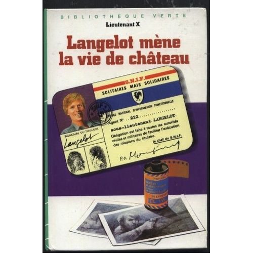 Langelot Mne La Vie De Chteau   de Lieutenant X  Format Poche 