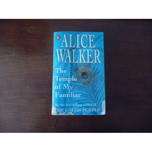 The Temple Of My Familiar   de alice walker 
