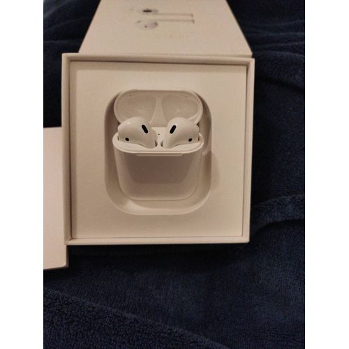 AirPods (2019) avec boitier de charge Lightning Blanc Rakuten
