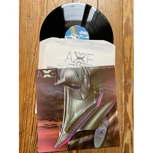 Album Vinyle  Living On The Edge , De Axe - 