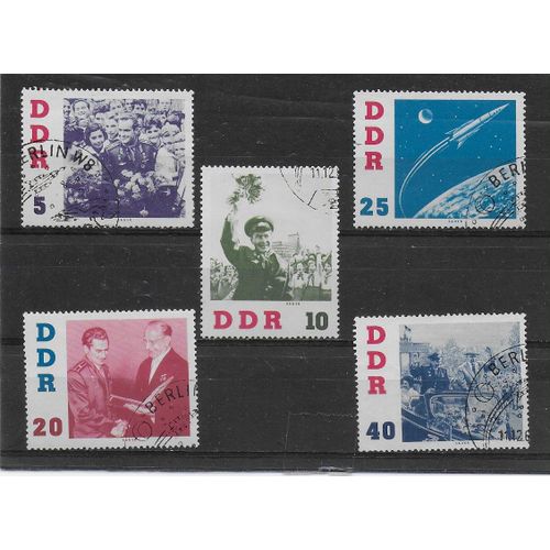 Allemagne Ddr 1961 : Espace : Visite Du Cosmonaute Titov En Allemagne : Titov  Leipzig / Titov  Berlin / Fuse - Srie De 5 Timbres Oblitrs