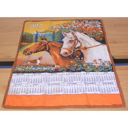Ancien Torchon Calendrier Anne 1992 Motif Chevaux.