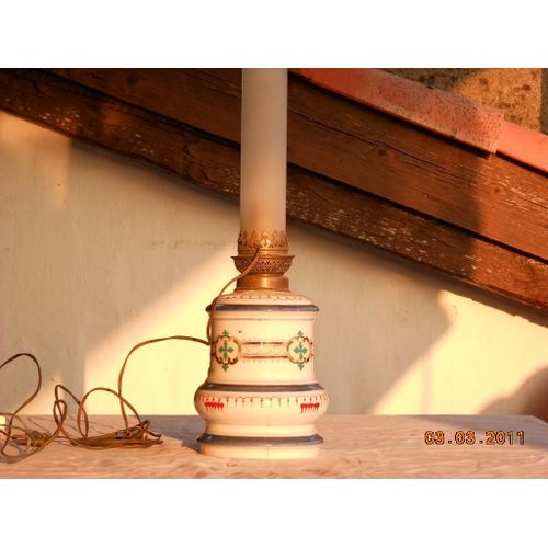Ancienne Lampe A Huile Electrifie