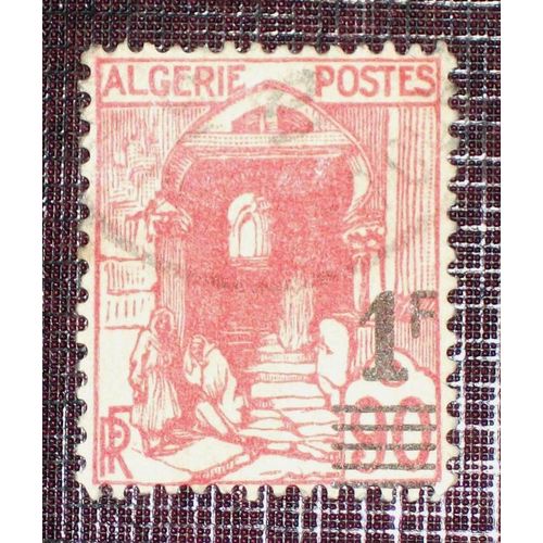 Anciennes Colonies Franaises - Algerie N 158 Oblitr De 1939-40 - 1f Sur 90c Rouge  Vue D'alger : Rue De La Kasbah 
