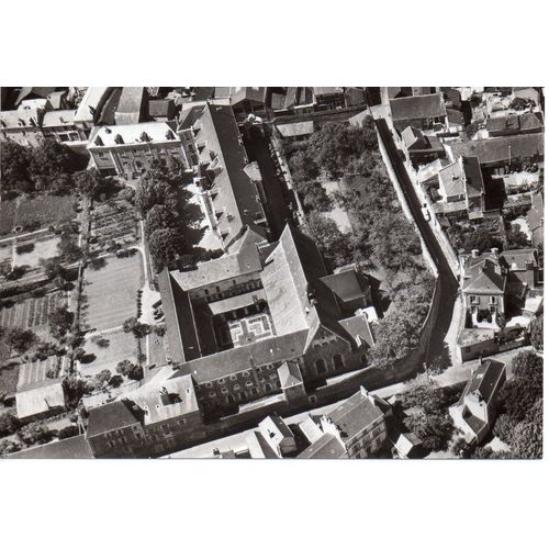 Angers - Monastre Des Bndictines De Notre-Dame Du Calvaire, Vue Arienne