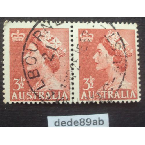 Australie . 2 Timbres 3 1/2d Australia . La Reine Elisabeth I I . Oblitrs Cachet Rond Melbourne .