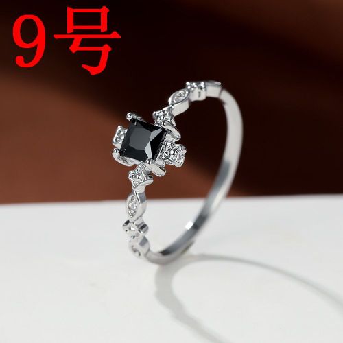 Bague Vintage En Zircon Noir Pour Hommes Et Femmes, Petite Pierre Carre En Cristal, Design Griffes  La Mode, Fianailles En Croix