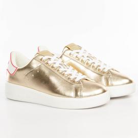 Chaussure top guess basket