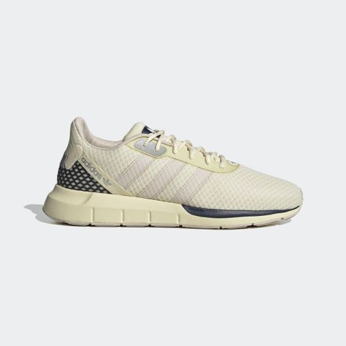 Baskets Adidas Swift Run Rf Fw1462 - 40 2/3
