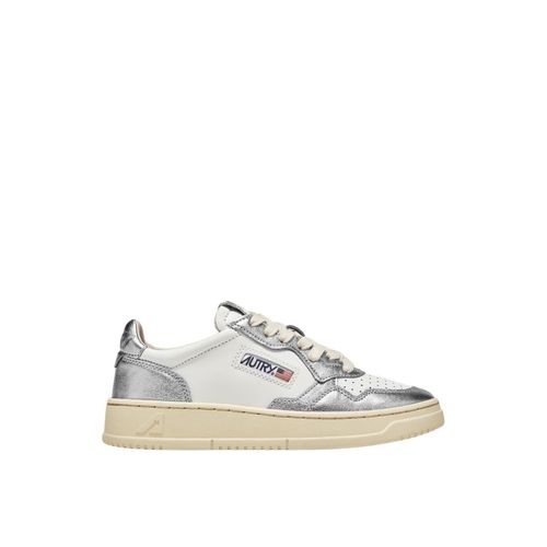 Baskets Femme Autry 01 Low Leat Wb18