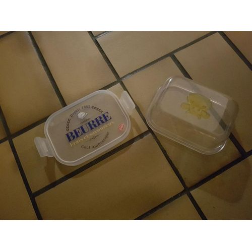 Beurrier En Plastique Transparent Avec Motif Tte De Vache Jaune Snips Beurre Frais Et Savoureux Depuis 1885 Gout Authentique