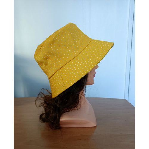 Bob Jaune Et Blanc. Mcdonald's. Mc Do. Polyester. Coton