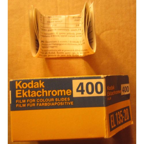 Boite Carton Vide De Pellicule Photo Kodak Ektachrome 400 Film Pour Diapositives Couleur El 135-20 07/1980 + Notice