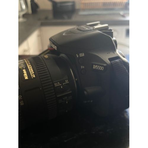 Boitier Nikon D5500 24 mpix + Objectif Nikon Af-S Nikkor 16-85mm f/3.5-5.6 G ED + Objectif NIKKOR 55-200mm f/1.4-5.6