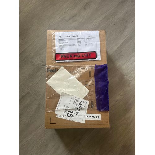 Bonjour, je vends une carte graphique NVIDIA rtx 5080 neuve jamais utilis que jai eu la chance de gagner lors dune tombola lance par la mme entreprise  lcole dingnieur EPITHA 