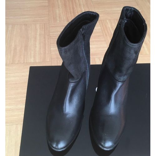 Bottines Noires  Talon 8,5 Cm En Cuir Avec Fermeture clair  - 38
