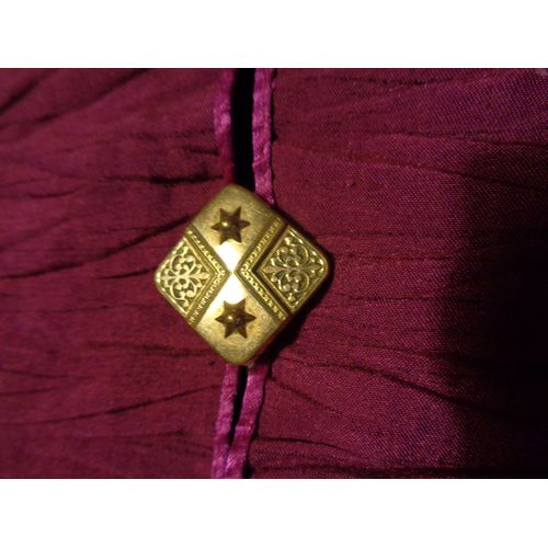 Broche Ancienne, Carre Mtal Dor, 2 X 2 Cms