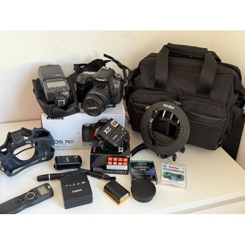 Canon eos 70d 20.2 mpix + Objectif efs 18-55mm + flash Godot tt600