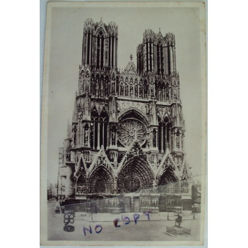 Carte Postale Ancienne De Reims : La Cathdrale . Edit. A.Quentinet,Reims. Au Verso Timbre Rouget De Lisle 20c 1936 Oblitr.