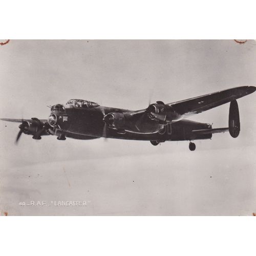 Carte Postale Avion Seconde Guerre Mondiale - R.A.F. Avro-Lancaster Ii - Bombardier Quadrimoteur - Bon tat