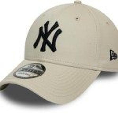 Casquette New Era Des New York Yankees Essential Beige
