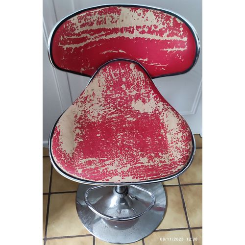 Chaise De Bar (Achat Chez But Fresnes 94) Appeler Le 0603692592 Mr Labb Prix 100,00 ?  Dbattre (Cuir Assise Hs / Mcanisme De Rglage Comme Neuf).
