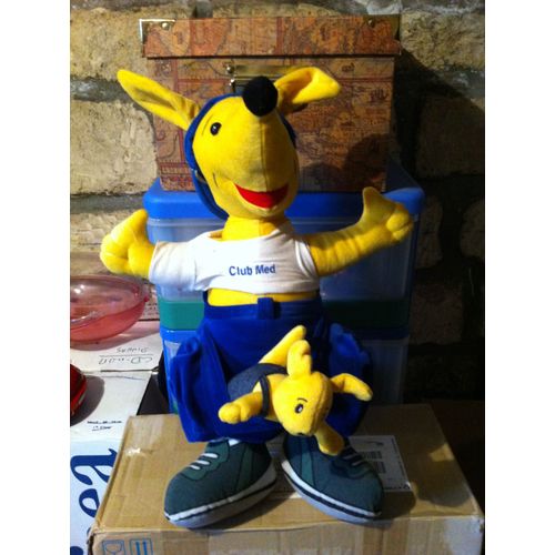 Club Med Kangourou Peluche 40 Cm