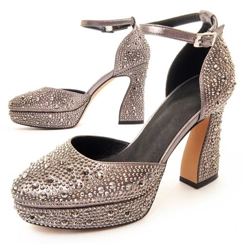Cmodo Saln Pour Les Femmes. Montevita Salonnnt7 84704 Gris: Taille - 39, Couleur - Gray