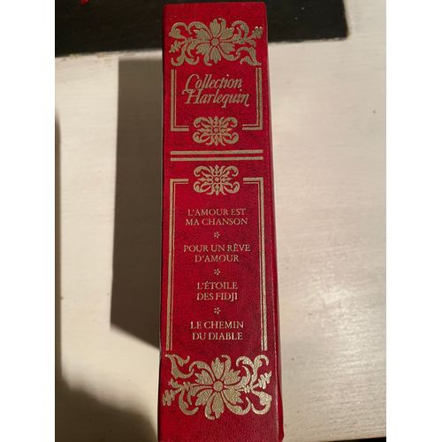 Coffret Cuir 4 Livres Collection Harlequin :  L?Amour Est Ma Chanson Pour Un Rve D?Amour L?Etoile Des Fidji Le Chemin Du Diable   