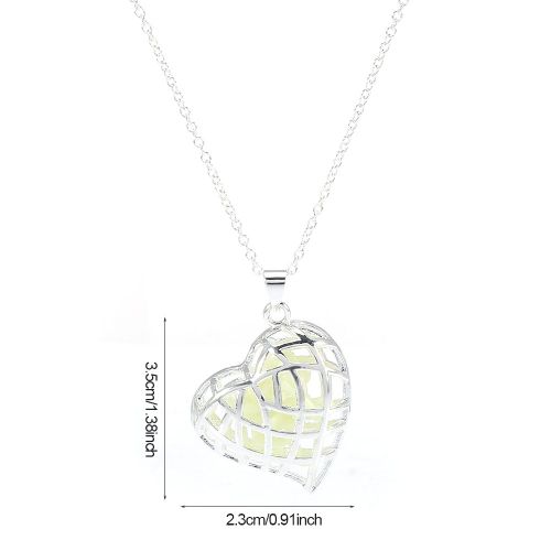 Collier Chaine En Alliage Tendance Avec Pendentif Fluorescent En Forme De Cour Creux Vert