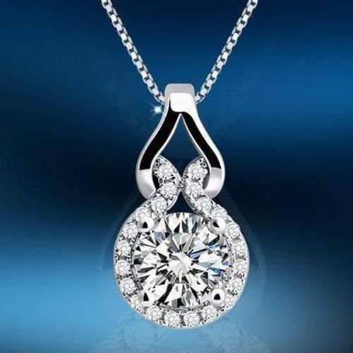 Collier De Chane De Clavicule Creuse Avec Pendentif En Diamant Incrust De Courge Mignonne Lvn4223