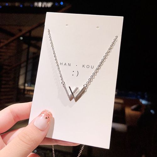 Collier En Acier Au Titane Design De Niche Pour Femme Sens W Lettre Pendentif Personnalit A La Mode Chane De Clavicule Mode Corenne Net Rouge Accessoire-X009 Argent