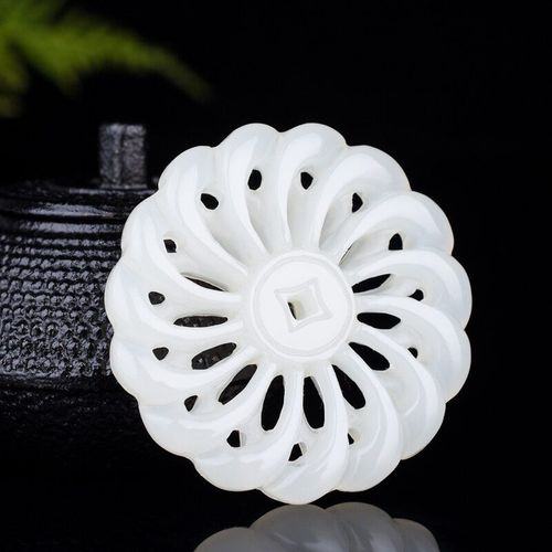 Collier En Jade Et Lotus Vert Naturel Sculpt  La Main, Pendentif Double Face Ajour, Fleur De Tournesol Pour Femmes