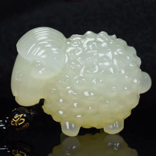 Collier En Saphir Chinois Naturel Sculpt  La Main, Pendentif En Mouton En Trois Dimensions, Bijoux  La Mode Pour Hommes Et Femmes, Cadeaux Populaires