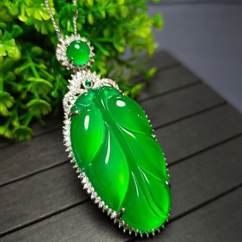 Collier Pendentif En Jade Vert Naturel Vritable Pour Femmes, Breloques Chrysoprase, Bijoux En Pierre De Jade, Calcdoine, Amulette, Cadeau