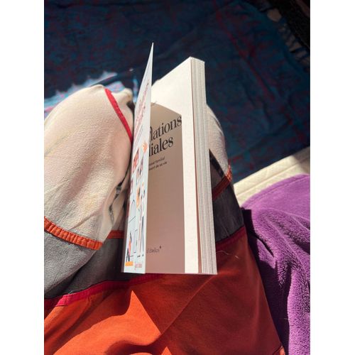 Les Constellations Familiales - Se Librer Du Pass Familial Et Souvrir Au Prsent De Sa Vie    Format Beau livre 