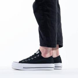 Converse discount noir porté