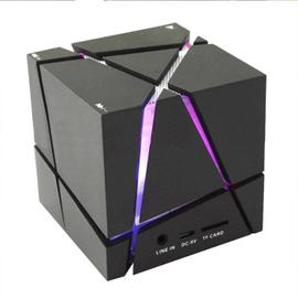 Cube Design Colorful LED Mini Portable Enceinte Bluetooth Musique Bluetooth  4.0 sans fil avec haut-parleur (Noir)