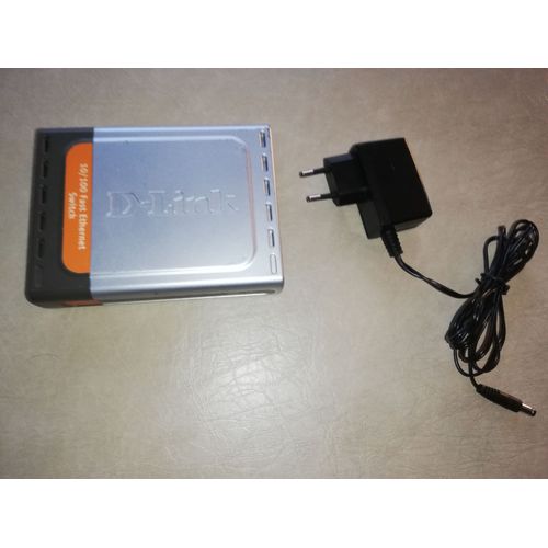 D-Link DES-1005D 10/100 5-Port Fast Ethernet Network Desktop Switch rseau RJ-45