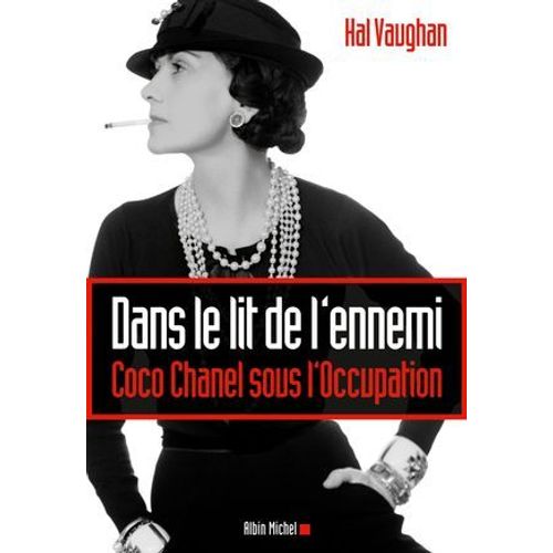 Dans Le Lit De L'ennemi  